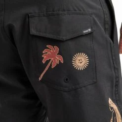 Hinano Chiller 17in Otemanu Board Short - Men's