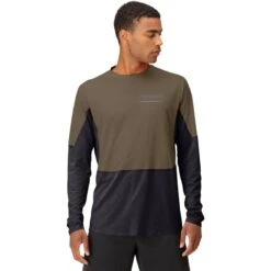 Norrona Senja Equaliser Lightweight Long-Sleeve Top - Men's 9 Norrona Senja Equaliser Lightweight Long-Sleeve Top - Men's -Vans Outlet Shoes Store OLINIG