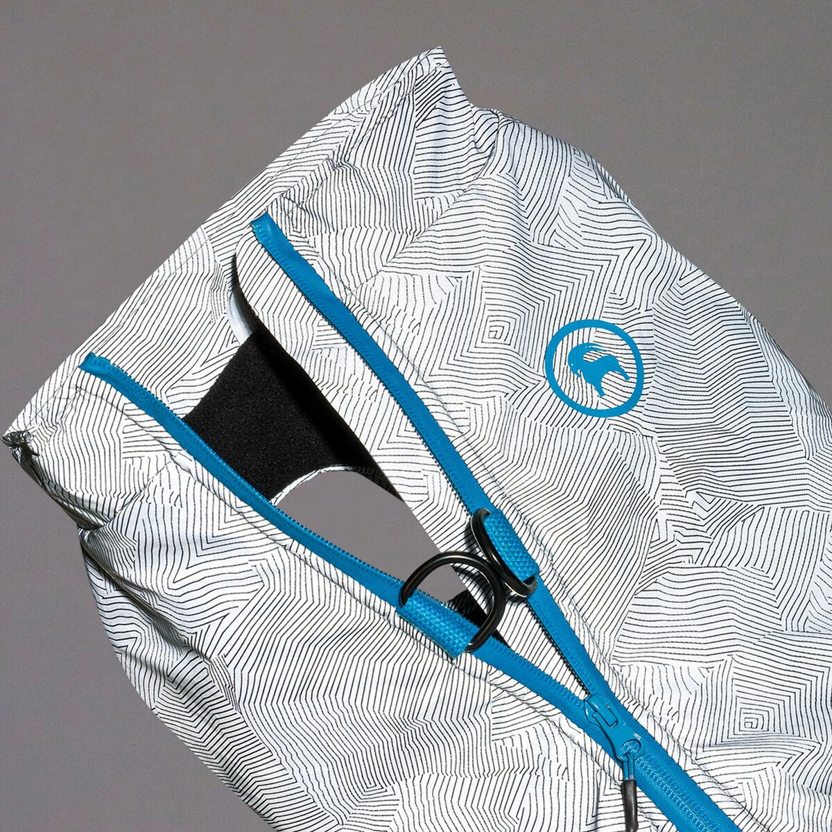 X Petco The 2-in-1 Harness Jacket 2 X Petco The 2-in-1 Harness Jacket - Image 2